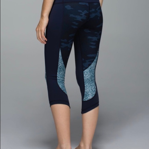 Lululemon athletica wunder under lotus camo crop - Picture 3 of 14